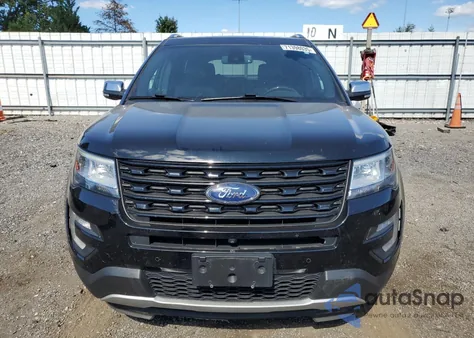 2017 Ford Explorer Platinum z USA, uszkodzony, nr VIN 1FM5K8HT7HGC75425